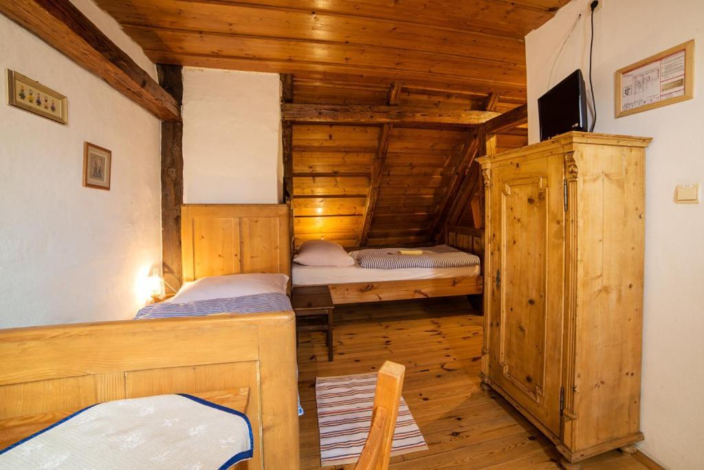 Penzion Stary Hostinec Banská Štiavnica Buitenkant foto