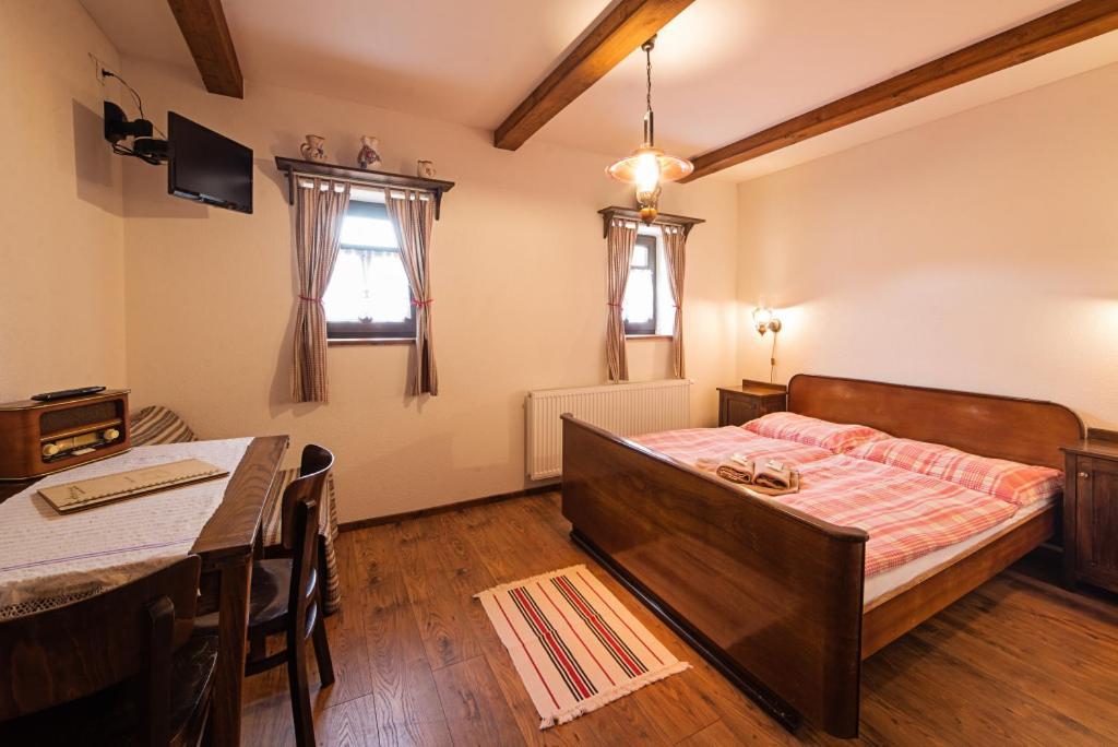 Penzion Stary Hostinec Banská Štiavnica Buitenkant foto