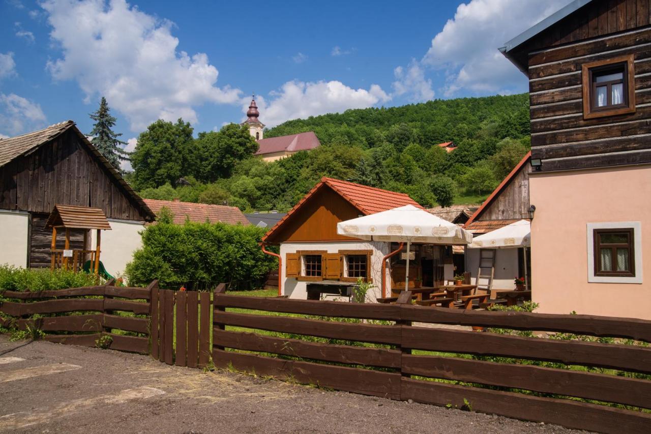 Penzion Stary Hostinec Banská Štiavnica Buitenkant foto