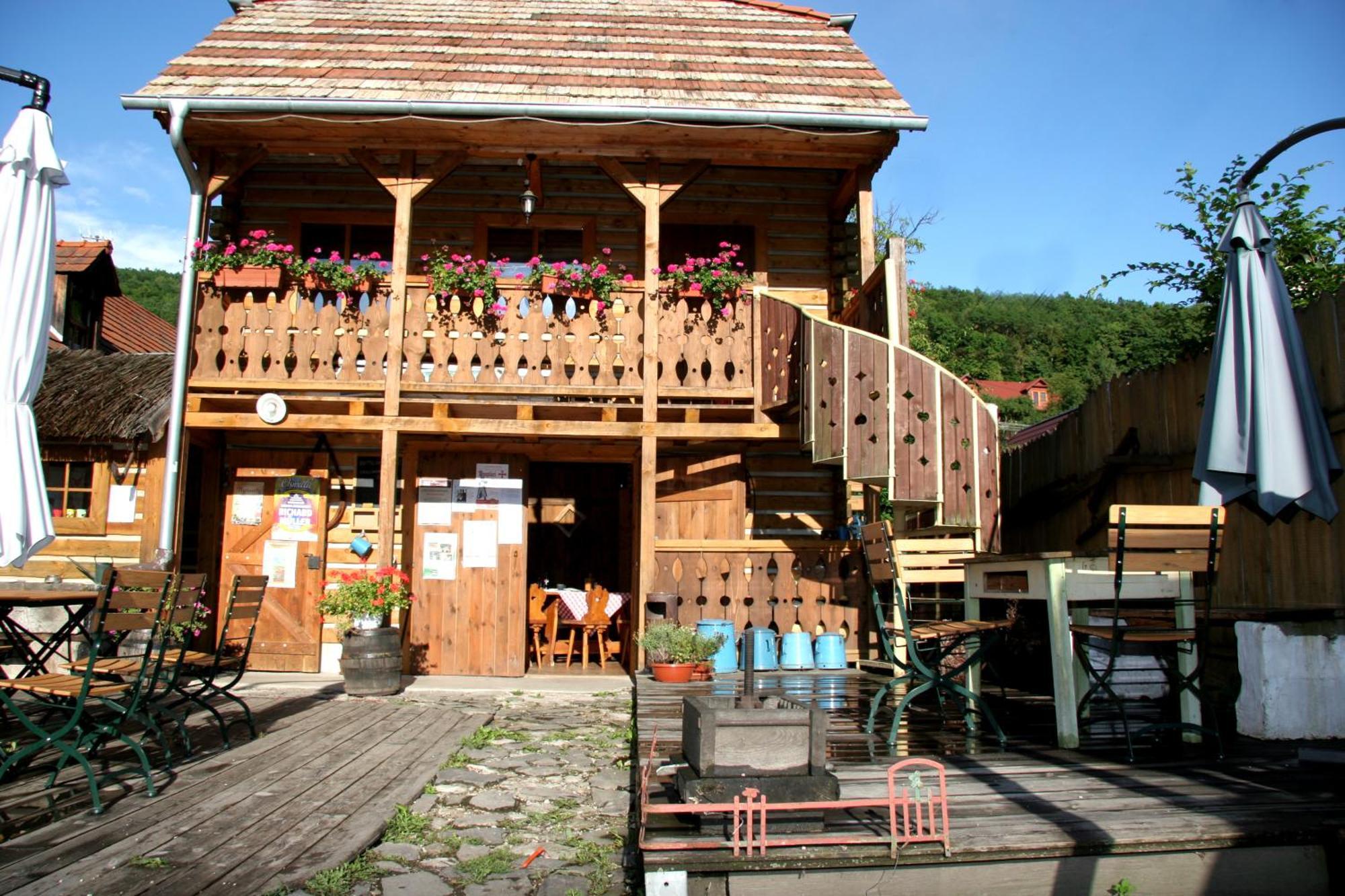 Penzion Stary Hostinec Banská Štiavnica Buitenkant foto